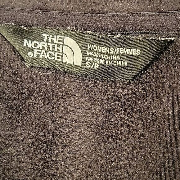 The North Face Black Zip-Up Jacket - Picture 7 of 7